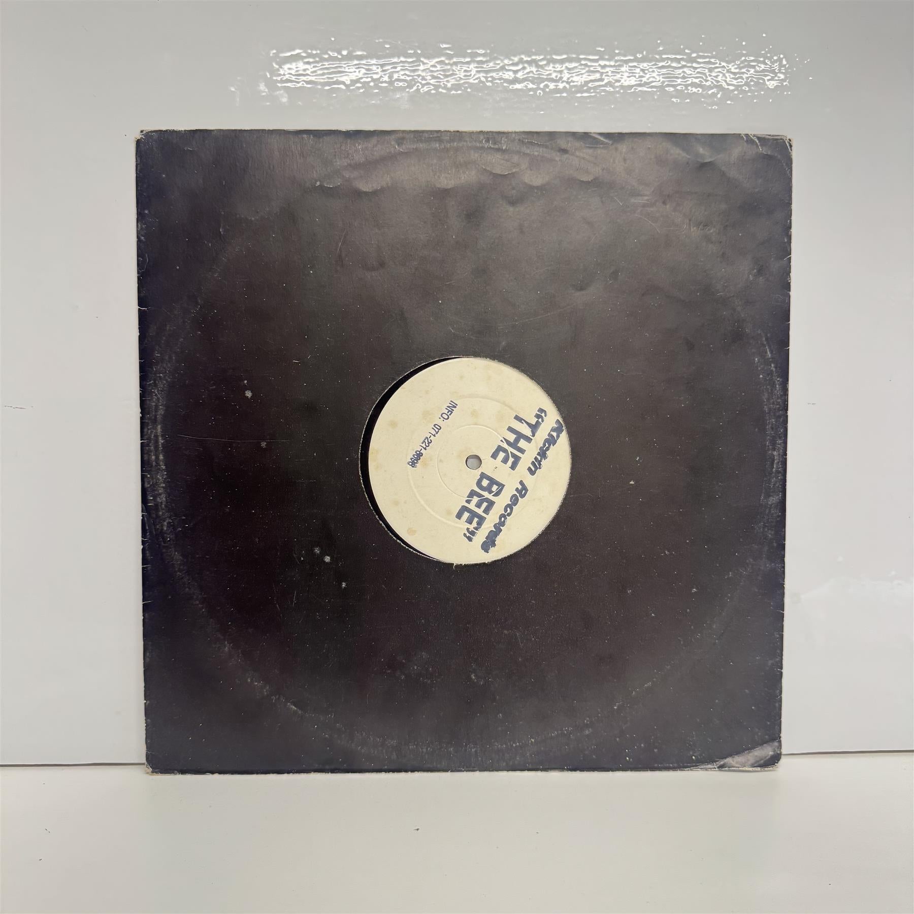 The Scientist - The Bee 12" Vinyl Single