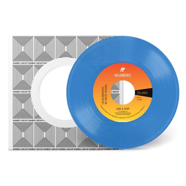 Leon Bridges & Pastor T. L. Barrett - Like A Ship